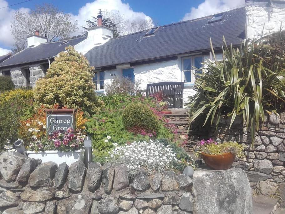 Traditional Stone Cottage With Sea Views In Snowdonia National Park Brynkir Ngoại thất bức ảnh